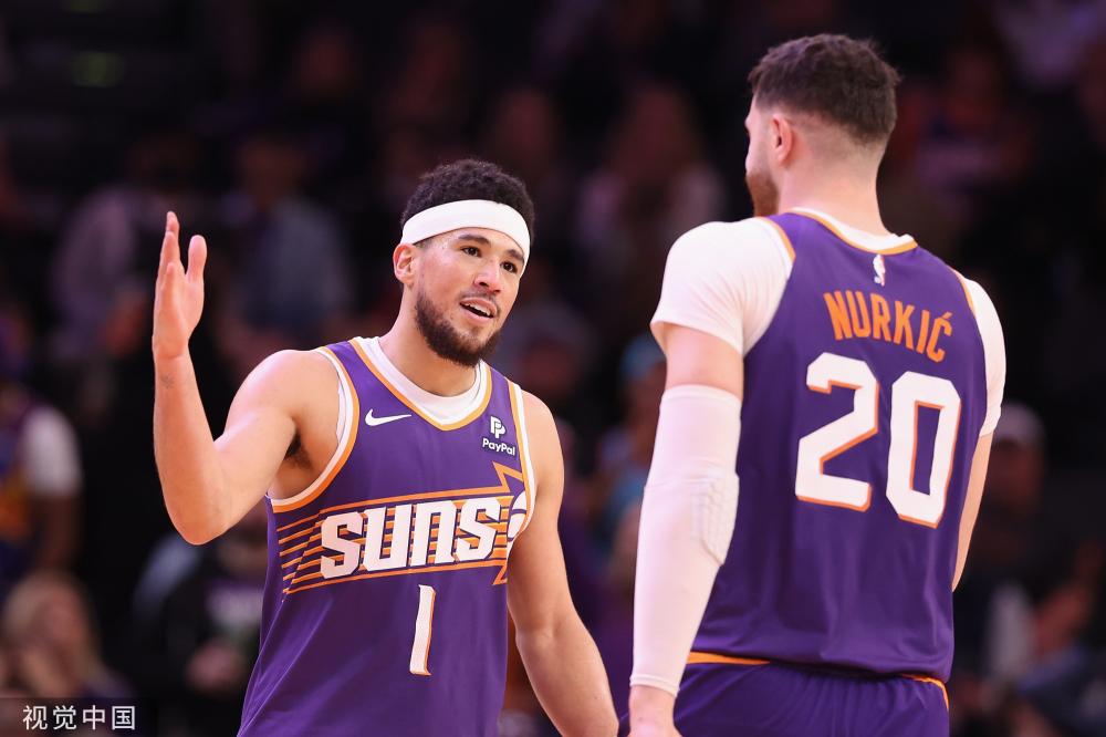 他年轻球员 他年轻球员